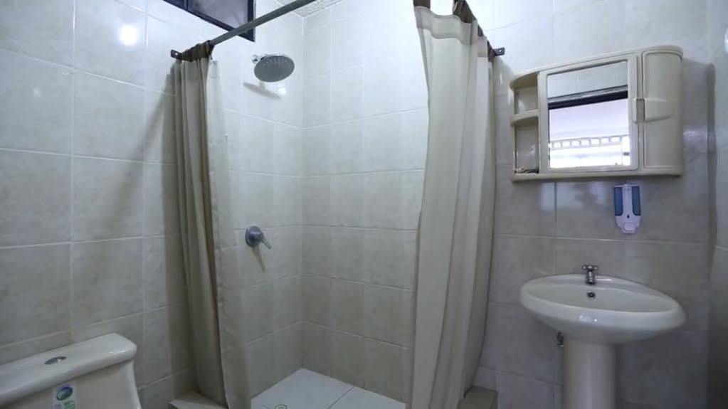 פורטו איורה Hotel Galapagos Paradise מראה חיצוני תמונה